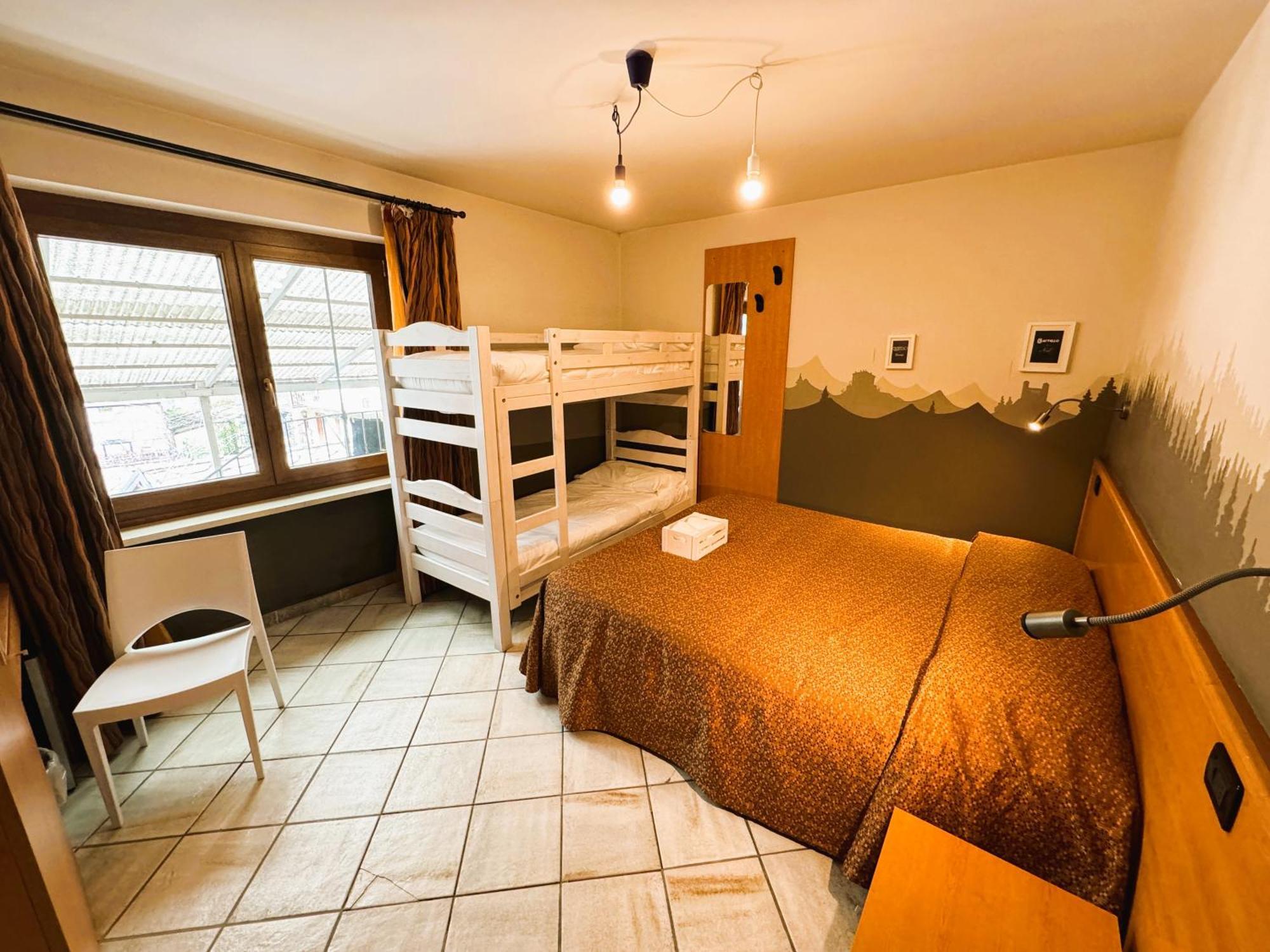 Arnad Hotel&Restaurant Armanac De Toubie מראה חיצוני תמונה