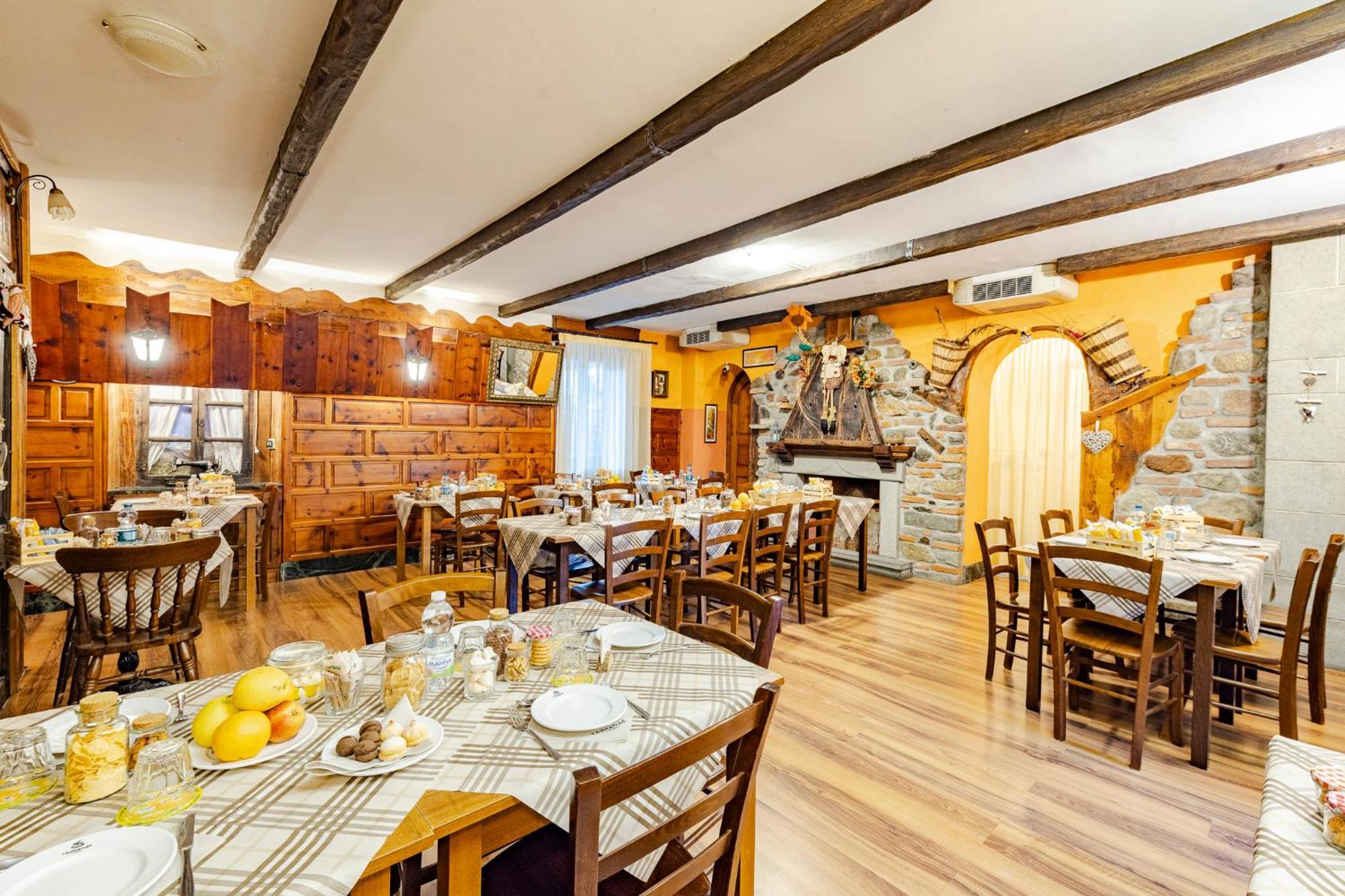Arnad Hotel&Restaurant Armanac De Toubie מראה חיצוני תמונה