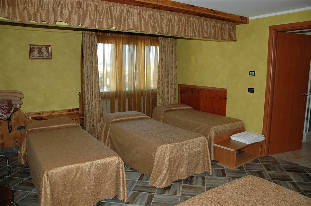 Arnad Hotel&Restaurant Armanac De Toubie מראה חיצוני תמונה